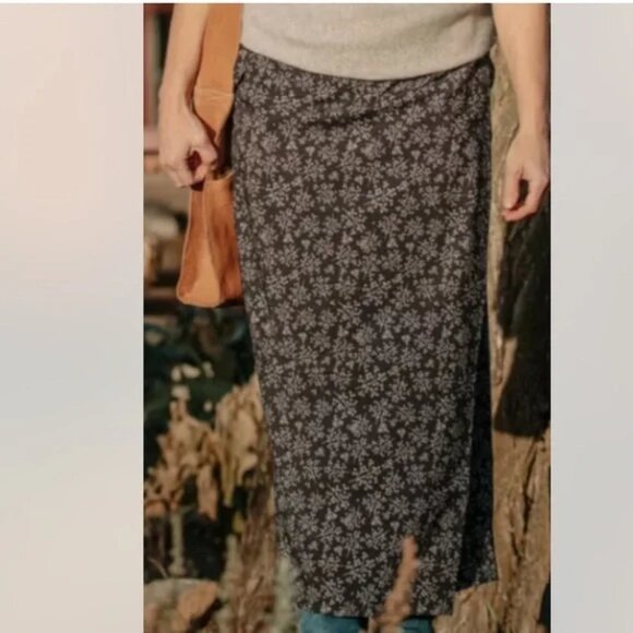 Rip Skirt Hawaii Maxi Wrap Skirt Farmhouse Twig Beach Cover Up Black Gray M B29 - Picture 1 of 12